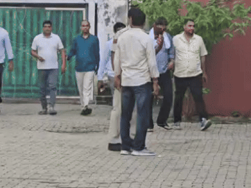 सोनीपत में रिश्वत लेने वाले इंस्पेक्टर को भेजा जेल:केस से नाम हटाने के मांगे 1 करोड़ मांगे थे; दिल्ली पुलिस में तैनात- INA NEWS