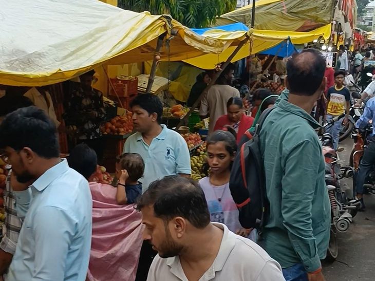 सिंगरौली में 500 रुपए किलो तक बिक रही मिठाई:  फलों के बढ़े दाम, व्यापारी बोले- 2 करोड़ से अधिक का व्यापार होने की संभावना – Singrauli News