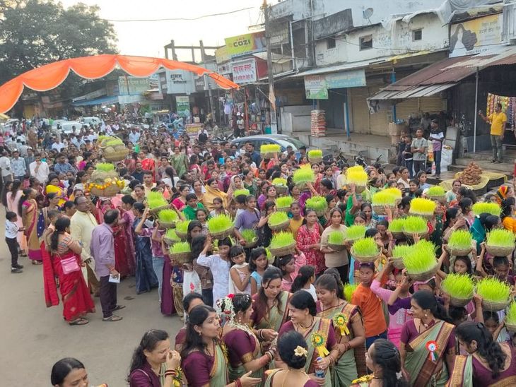 कोष्ठी समाज ने भुजली पर्व पर शोभायात्रा निकाली:  बालाघाट में महिलाओं ने भुजलियां लेकर चंदन नदी पहुंची, विधायक ने किया पूजन – Balaghat (Madhya Pradesh) News