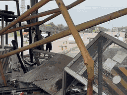 हिसार में एक महीने टोल मुफ्त:दिल्ली-सिरसा फोरलेन हाईवे से गुजरने वालों को फायदा; कल ट्रक की टक्कर से 10 बूथ जले थे- INA NEWS