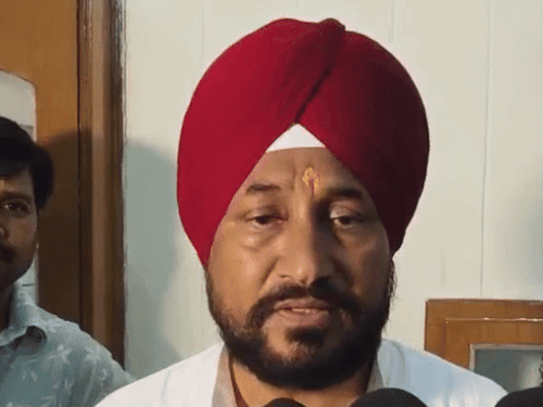 पूर्व CM चन्नी पंजाब सरकार पर भड़के:सिसोदिया के बयान पर बोले-पंजाब में चुनाव लूटने की कोशिश, असली चेहरा अब सामने आया- INA NEWS