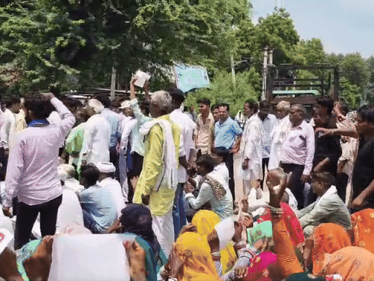 Demonstration at the Collectorate in the Priyanshu murder case