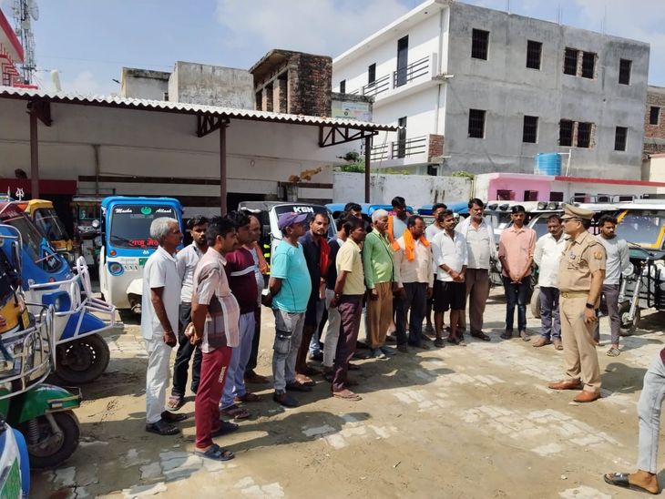 Registration of auto-e rickshaw is mandatory