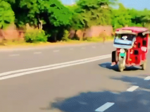 Jaipur E Rickshaw Stunt Video | Vidhyadhar Nagar Police