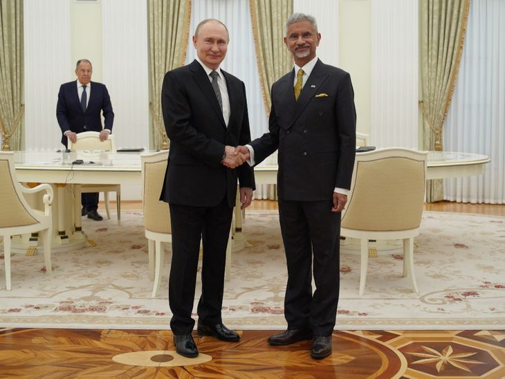 ​​​​​​​​​​​​​​​Jaishankar Moscow visit Russian oil India China US tariff | जयशंकर बोले-भारत नहीं चीन रूसी तेल का सबसे बड़ा खरीदार: फिर भारत पर हाई टैरिफ समझ से परे; पुतिन से मिले भारतीय विदेशमंत्री
