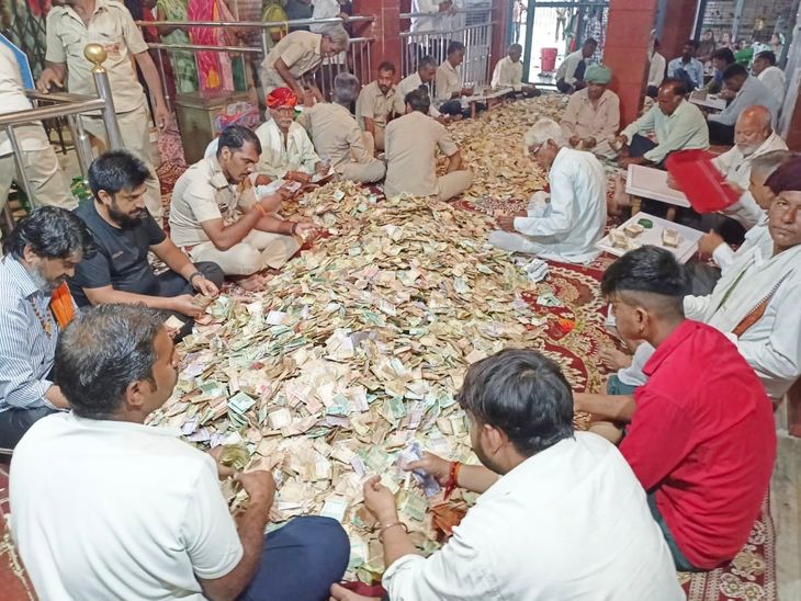 Stores opened in Shani Dham Shri Shani Maharaj Ali | शनि धाम श्री शनि ...
