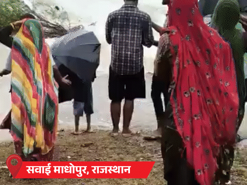 हिमाचल में नेशनल हाईवे समेत 316 सड़कें बंद:कुल्लू में बस स्टैंड पर लैंडस्लाइड हुआ, UP- राजस्थान में सैकड़ों घर बाढ़ में डूबे- INA NEWS