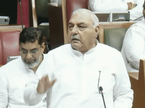 haryana Vidhansabha monsoon session Update | CM Nayab Saini, Bhupinder Singh Hooda | हरियाणा विधानसभा सत्र- तीसरा दिन: मनीषा की मौत पर हंगामे के आसार, कांग्रेस के काम रोको प्रस्ताव पर चर्चा होगी – Haryana News