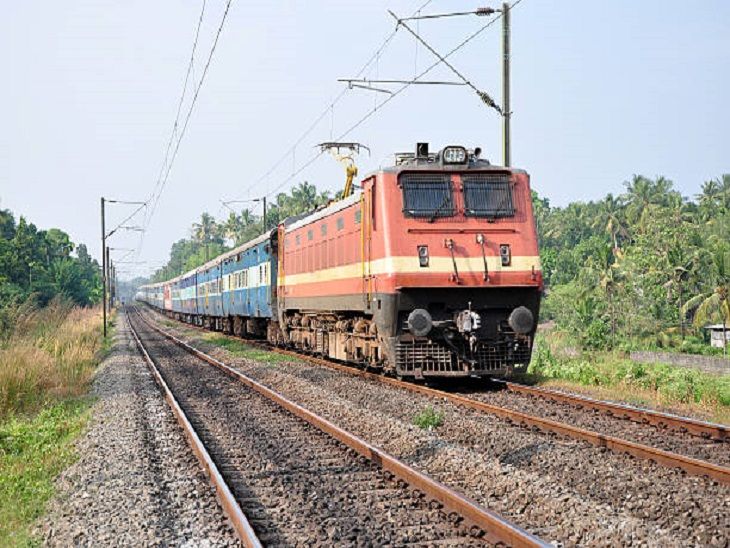 railway-cancellations-18-trains-due-to-rain-chakki-river-erosion | Ambala News | बारिश के चलते रेलवे ने 18 ट्रेन कैंसिल की: चक्की नदी में कटाव के कारण लिया फैसला, पठानकोट-कंडोरी तक लाइन प्रभावित – Ambala News