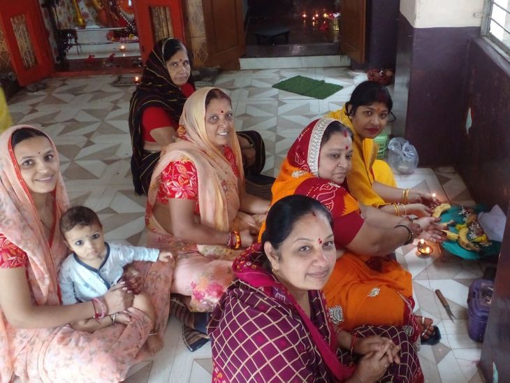 On Rishi Panchami, women worshiped the Sapta Rishis