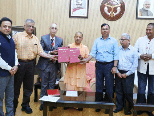 ‘Only 15 percent Hindus are left in Sambhal’ | संभल में हिंदू आबादी 15% बची, बाकी पलायन कर गए: न्यायिक आयोग ने हिंसा की 450 पेज की रिपोर्ट योगी को सौंपी – Sambhal News