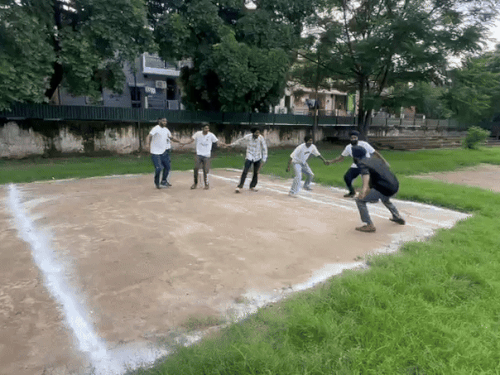 चंडीगढ़ में कबड्डी और वॉलीबॉल खेले कर्मचारी:  राष्ट्रीय खेल दिवस पर निगम ने करवाया आयोजन, बोले बचपन की आई याद, महिला कर्मचारियों ने लिया भाग – Chandigarh News