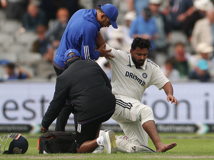 Rishabh Pant returns to India, will train in Bengaluru | ऋषभ पंत भारत लौटे, बेंगलुरु में ट्रेनिंग करेंगे: वेस्टइंडीज सीरीज से वापसी कर सकते हैं; इंग्लैंड दौरे में पैर फैक्चर हुआ था