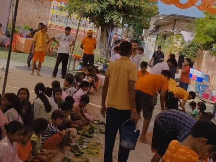 Bhandara of Kavadia family in Mau Garvi | मऊ गर्वी में कावड़िया परिवार ...