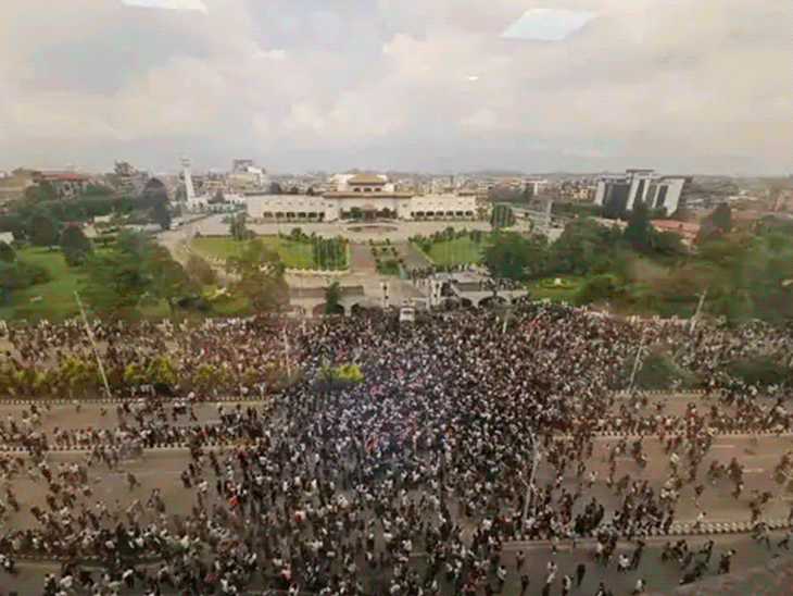 Chaos in Nepal Parliament: Protesters Climb Walls, Police Use Tear Gas and Water Cannons Against Gen-Z Protesters – PHOTOS