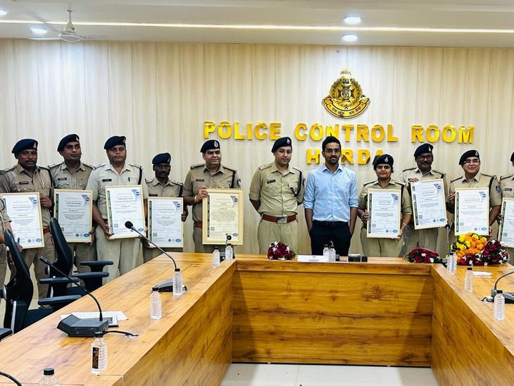 Harda police got ISO certificate