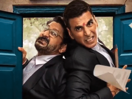 Akshya Kumar jolly llb 3 Kanpur gutka statement | गले में गमछा डाले अक्षय कुमार का ठेठ कनपुरिया अंदाज: फैंस को ठग्गू के लड्डू बांटे; गुटके पर सख्त संदेश दिया, VIDEO देखिए – Uttar Pradesh News