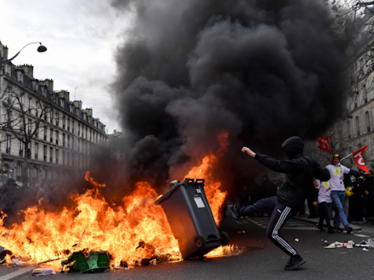 नेपाल के बाद फ्रांस में भी विरोध प्रदर्शन शुरू:सरकार के खिलाफ उतरे 1 लाख लोग; 80 हजार पुलिसकर्मी तैनात, 200 उपद्रवी गिरफ्तार