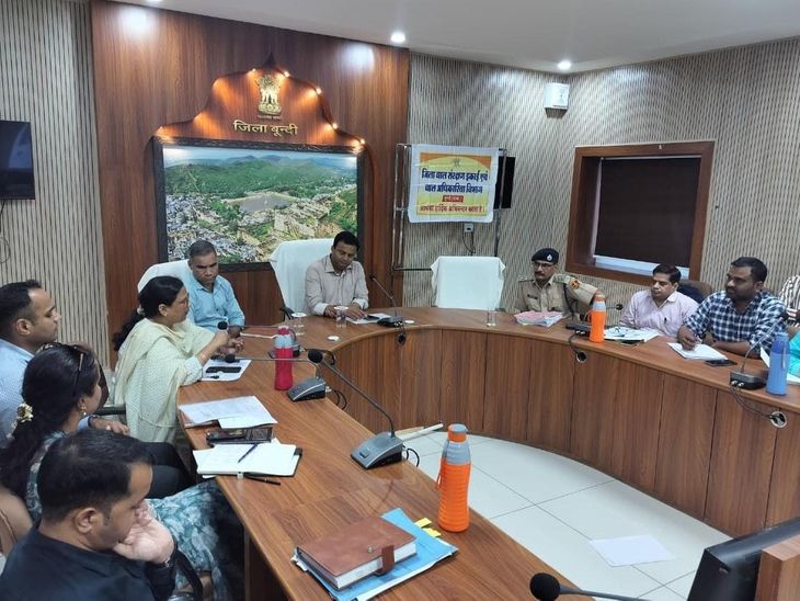 बाल विवाह रोकने के लिए जनजागरूकता कार्यक्रम चलाने पर जोर:  जिला परिषद में समीक्षा बैठक, अधिकारियों को सतर्कता के निर्देश – Bundi News