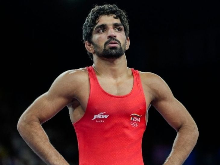 Aman Sehrawat Overweight | Wrestling Championship Disqualification Update | ओलिंपिक मेडलिस्ट अमन सहरावत रेसलिंग वर्ल्ड चैंपियनशिप से डिस्क्वालिफाई: 1.7 kg ओवरवेट निकले; पेरिस ओलिंपिक में विनेश 100g से डिस्क्वालिफाई हुई थीं