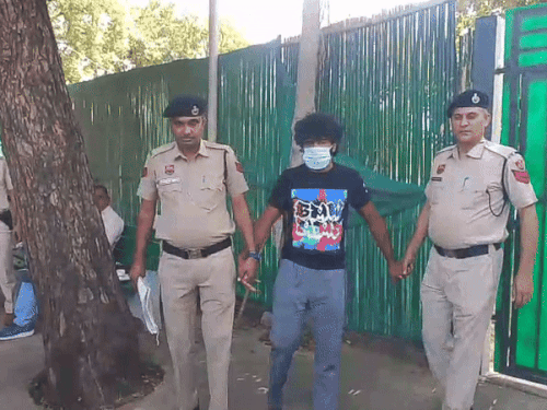 Sushil wrestler’s disciple arrested by Jhajjar police | झज्जर पुलिस के हत्थे चढ़ा सुशील पहलवान का शागिर्द: इटालियन ब्रेटा पिस्टल-कारतूस बरामद, प्रोडक्शन वारंट लेगी CIA – Jhajjar News