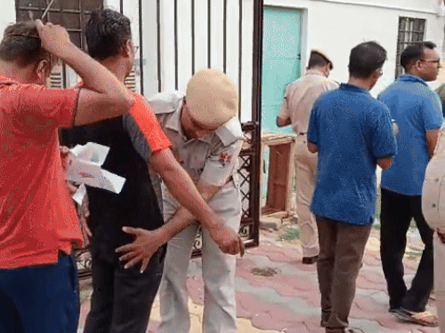 Rajasthan 4th Grade Bharti 2025; MBA MSc Candidates | RAS Patwari | चपरासी की नौकरी, MBA-MSC पास स्टूडेंट्स ने किया आवेदन: बोर्ड अध्यक्ष बोले- RAS, पटवारी की तैयारी कर रहे अभ्यर्थी भी दे रहे फोर्थ ग्रेड का एग्जाम – Jaipur News
