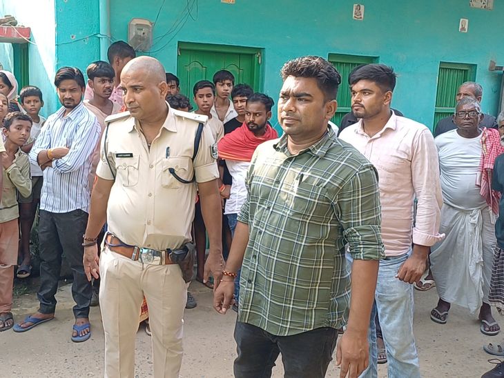 लखीसराय में 20 साल की छात्रा की संदिग्ध मौत:  कमरे में फंदे से लटका मिला शव, पटना की रहने वाली थी युवती – Lakhisarai News