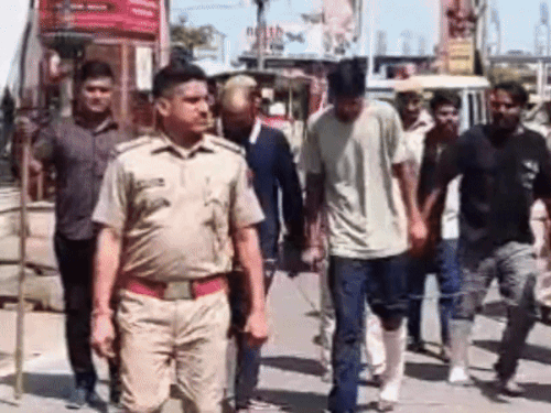 Rajasthan Kota Station Market Non Veg Hotel, deadly attack on Malik ...