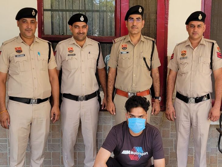 बहादुरगढ़ में अंतरराष्ट्रीय साइबर फ्रॉड में एक और आरोपी गिरफ्तार:दिल्ली का प्रापर्टी डीलर, कॉल सेंटर के लिए संसाधन जुटाए, 18 साथी पहले पकड़े- INA NEWS