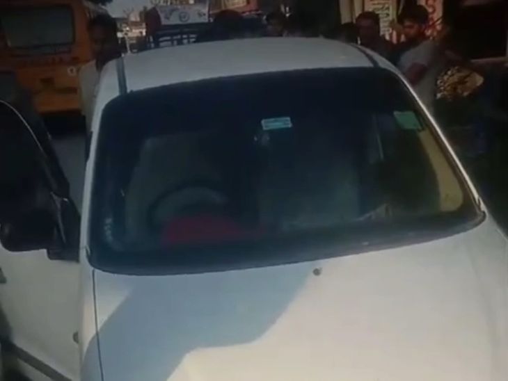 फरीदाबाद में 50 किलो मांस के साथ दो युवक काबू:कार से दिल्ली ले जा रहे थे, डॉक्टर से जांच करवाने पर खुलासा- INA NEWS