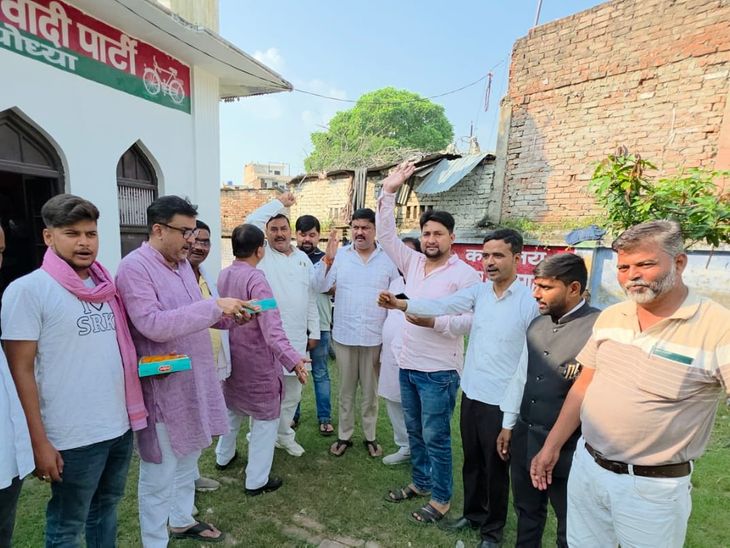 Celebrations at SP office on Azam Khan's release