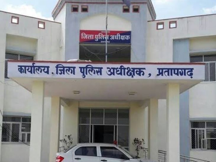सागवान के गट्टे गायब करने का मामला:  तीन पुलिसकर्मियों के खिलाफ विभागीय जांच, कोर्ट ने आरोपी को किया दोषमुक्त – pratapgarh (Rajasthan) News
