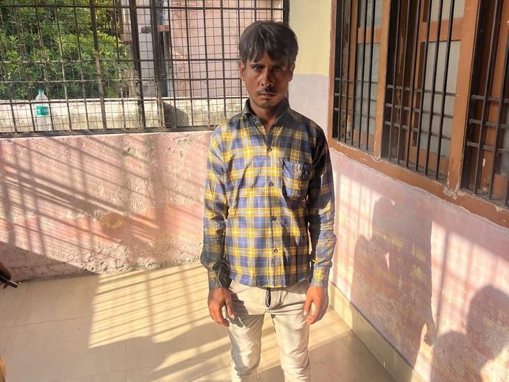 Man sentenced to 4 years in prison for molesting teenager
