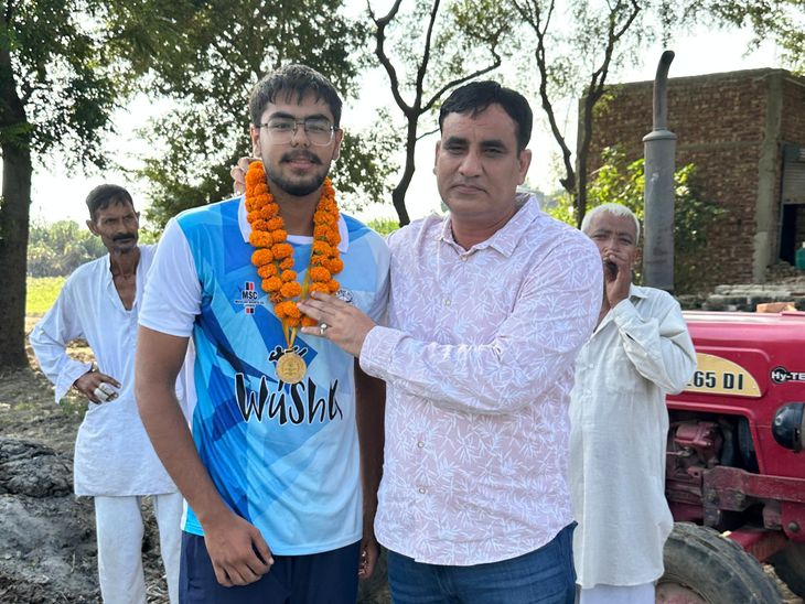 Shaurya Rathi won the gold medal in boxing