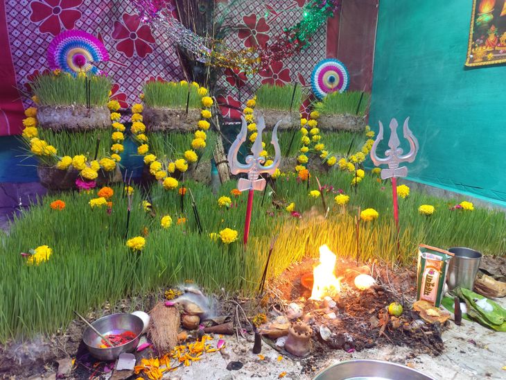 A grand tableau of Jaware in Konch, Jalaun | जालौन के कोंच में जवारे की ...