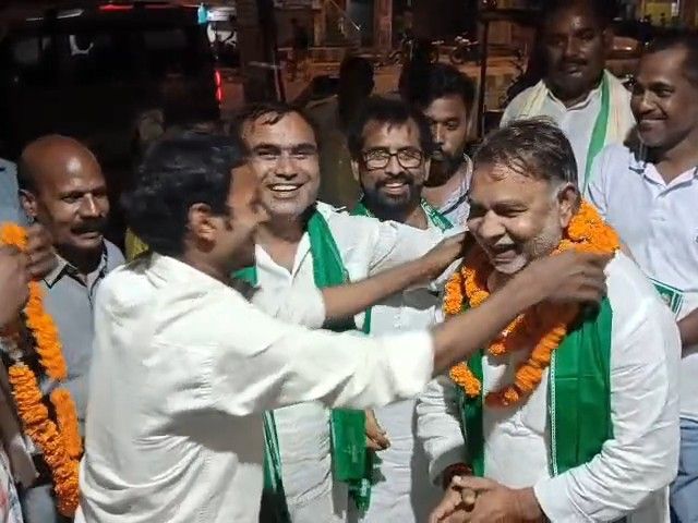 पूर्व मंत्री ब्रजकिशोर बिंद राजद में हुए शामिल:  जमा खान को बताया ‘जमा जुमला’, विकास कार्यों से जुड़े प्रमाण पेश करने की दी चुनौती – Kaimur News