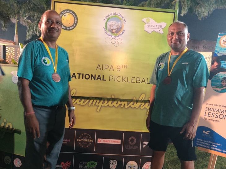 Panchkula Sushil and Anand Won Bronze Medals Real Estate Business and Industrialist duo, Picalball Started Stay Fit Haryana | पंचकूला के सुशील और आनंद ने जीता ब्रॉन्ज मेडल: फिट रहने के लिए शुरू किया था पिकलबॉल, घर लौटने पर हुआ स्वागत – Panchkula News
