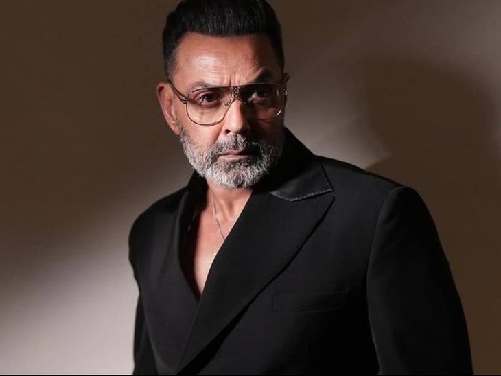 Bobby Deol perform Ravana dahan at Red Fort grounds Old Delhi Ramlila | राम बनकर रावण का वध करेंगे बॉबी देओल: दिल्ली की ऐतिहासिक रामलीला में होंगे शामिल; हाल ही में बैड्स ऑफ बॉलीवुड में आए नजर