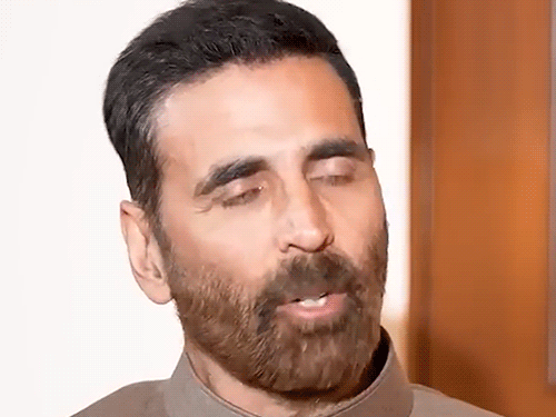 अक्षय कुमार का फिटनेस रहस्य: बॉलीवुड पार्टियों में उनके ड्रिंक का क्या होता है? Akshay Kumar Fitness Discipline news image