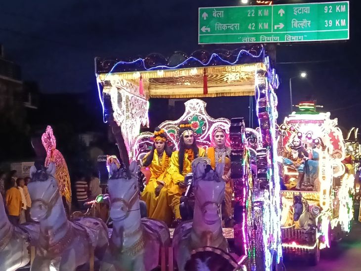 Shri Ram procession started from Dharamgarh Baba temple in Rasulabad ...
