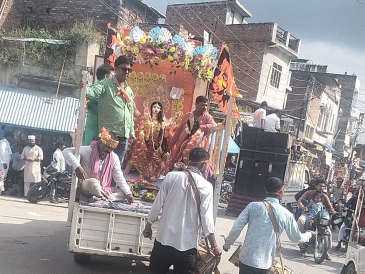 Immersion of goddess idols is still taking place in Rudauli.