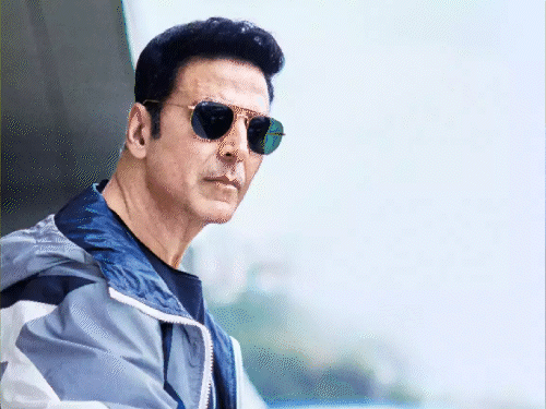 अक्षय कुमार की बेटी से मांगी गई थीं न्यूड तस्वीरें:एक्टर ने ऑनलाइन गेमिंग के दौरान हुई घटना का किया खुलासा, महाराष्ट्र CM से लगाई गुहार