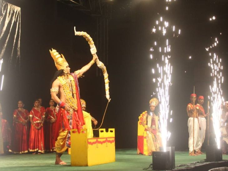 The story of Rama comes true amidst the pouring clouds