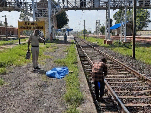 Mother Jumps in Front of Train with Two Sons in Gujarat’s Dahod