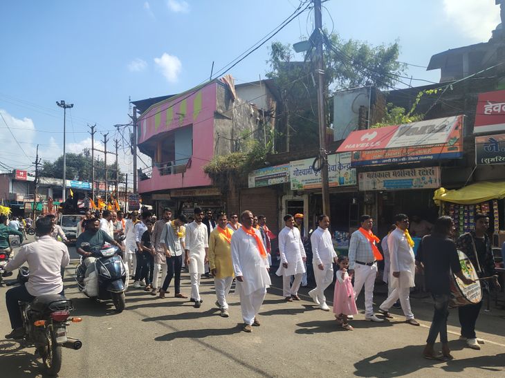 A procession was taken out on Ajmeedh Jayanti in Pachor | पचोर में ...