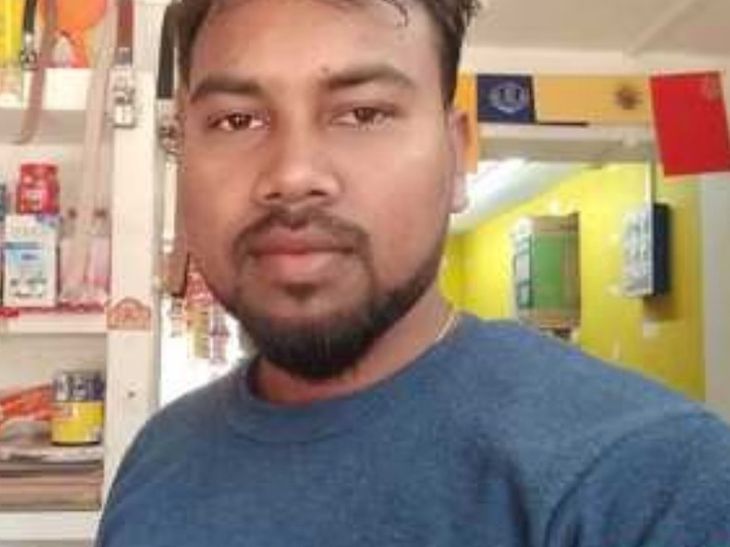 Youth commits suicide by jumping in train in Prayagraj after marital dispute