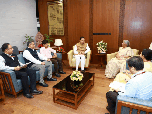 दिल्ली में केंद्रीय वित्त मंत्री से मिले CM धामी:4 बड़ी योजनाओं के बारे में चर्चा की, बोले- ये हमारे राज्य को मजबूती प्रदान करेंगी- INA NEWS