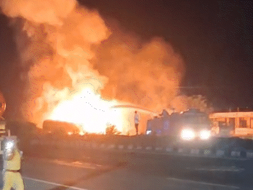 दीपावली गिफ्ट लाने का वादा, टुकड़ों में घर आई बॉडी:  गैस सिलेंडर विस्फोट में जिंदा जले रामराज; पानी डालकर ठंडा न करते तो फट जाता टैंकर – Rajasthan News