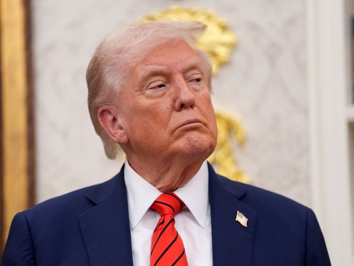 ट्रम्प की चीन पर 100% एक्स्ट्रा टैरिफ की घोषणा:यह 1 नवंबर से लागू होगा; जिनपिंग से मुलाकात पर कहा- अब इसकी कोई वजह नहीं