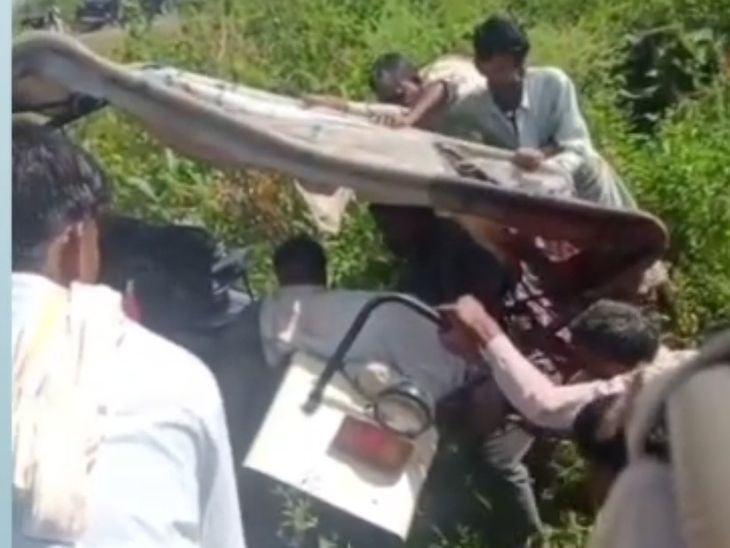 Farmer dies after tractor overturns in Madawara